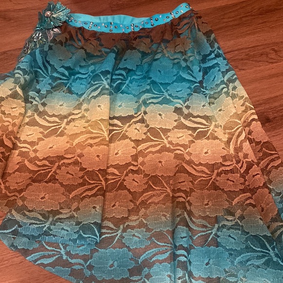 Beautiful Custom Lyrical. - Picture 5 of 5